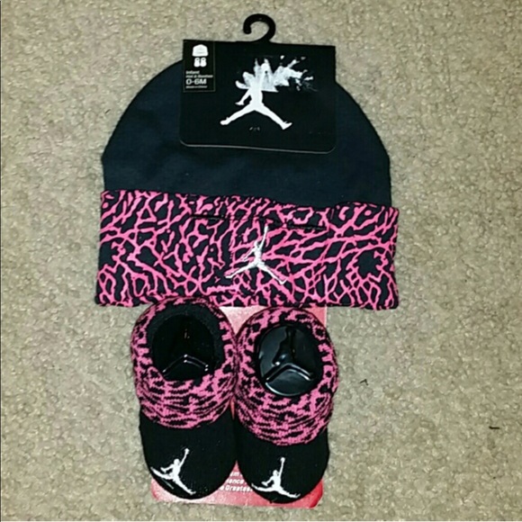 nike booties and hat